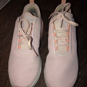 Nike AirMax Sneakers